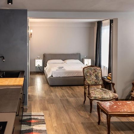 Wisteria Court - Suite 2 - Менаджо Екстер'єр фото
