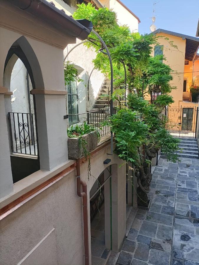Wisteria Court - Suite 2 - Менаджо Екстер'єр фото
