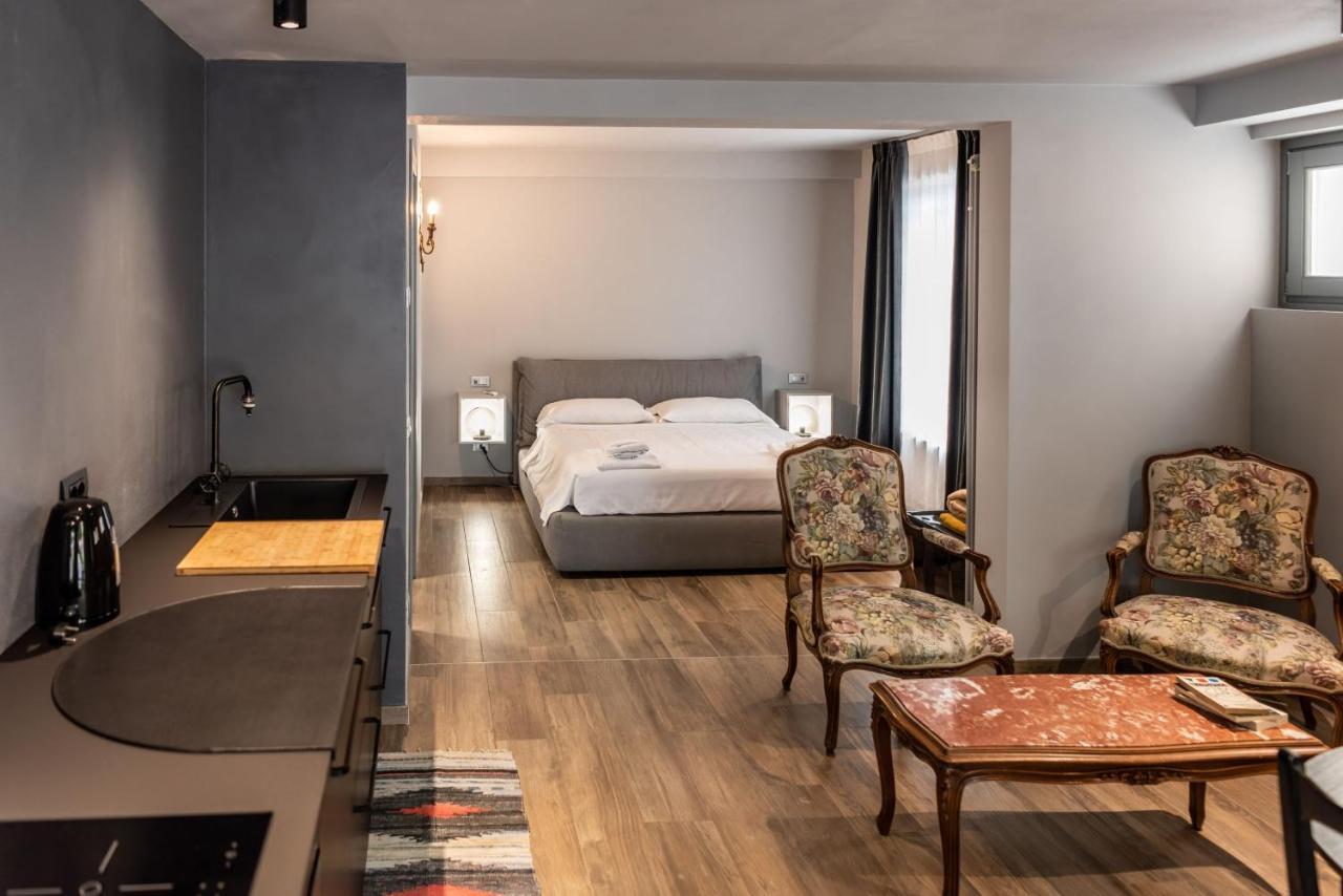 Wisteria Court - Suite 2 - Менаджо Екстер'єр фото